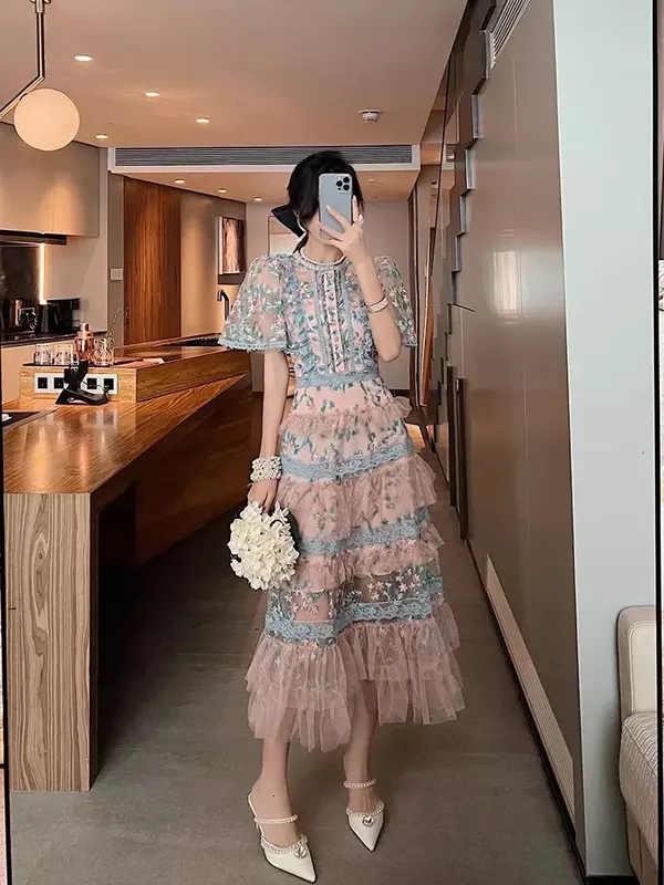 2024 donne di qualità Vintage Sexy O collo maglia Patchwork ricamo fiore vestito elegante estate sottile pista abiti da festa Vestidos