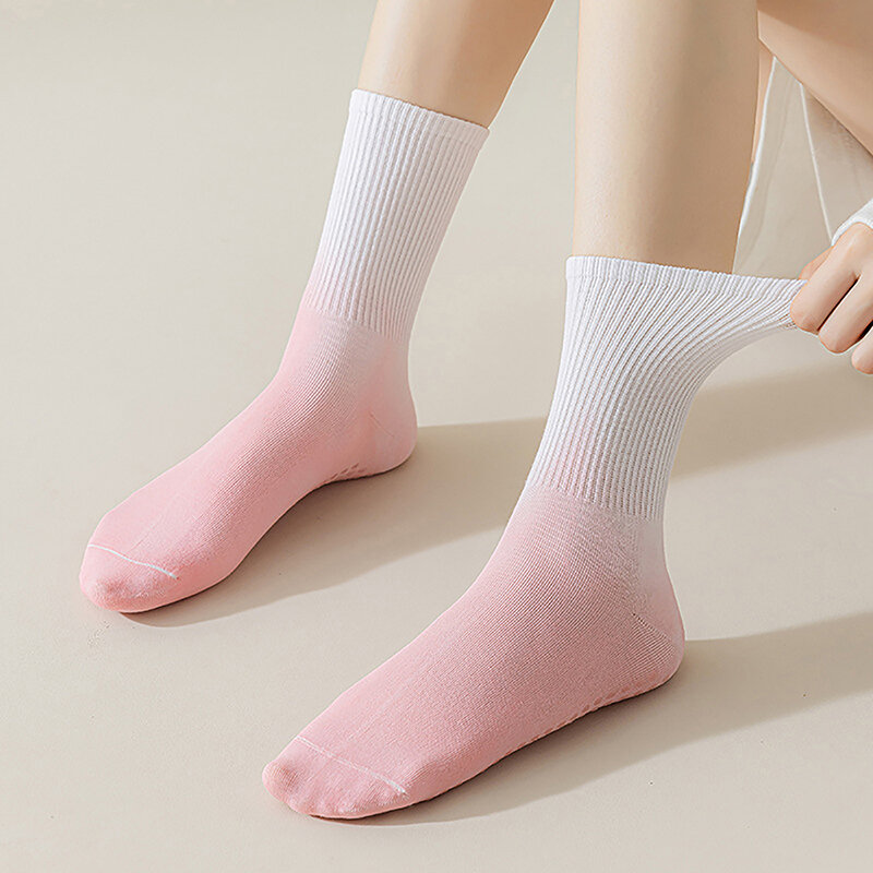 ถุงเท้าโยคะผ้าฝ้ายไล่ระดับสี, ถุงเท้าพื้นกันลื่นสำหรับใส่เล่นกีฬาฟิตเนสพิลาทิสถุงเท้าเต้นรำ1คู่