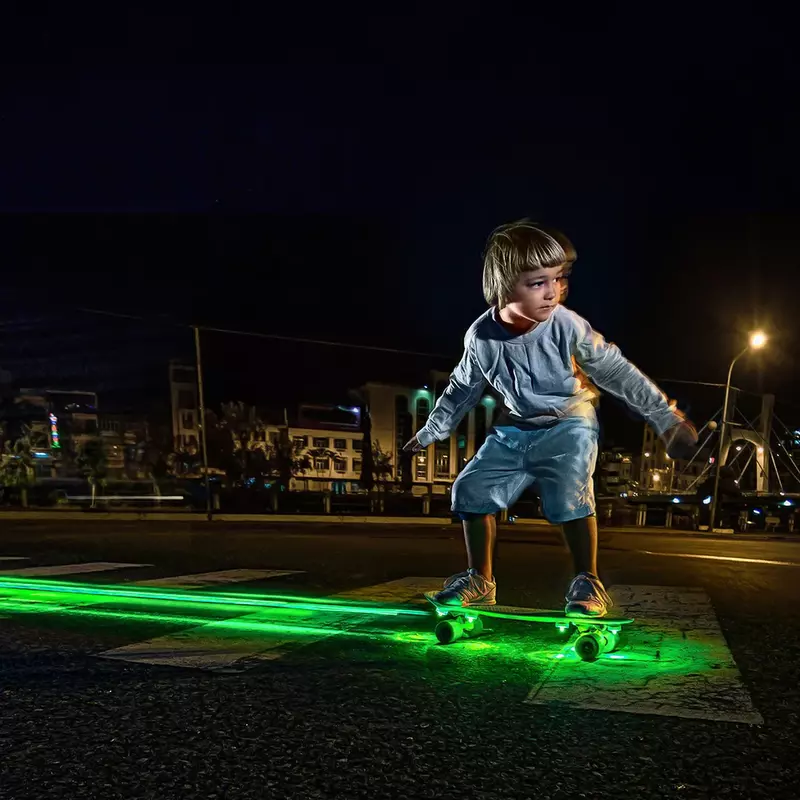 2/4PCS Skateboard Lights Longboard Fluorescent LED Flash Night Glowing USB Rechargable Scooter Board Underglow Lamp Decors