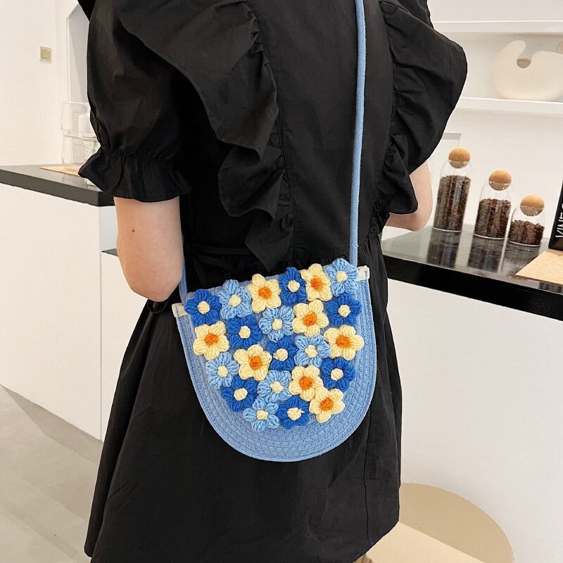 Korean Fashion Summer Bag Women's Knitted Flowers Straw Bag Small Messenger Floral Crochet Bag Woven Crossbody Shoulder Bag