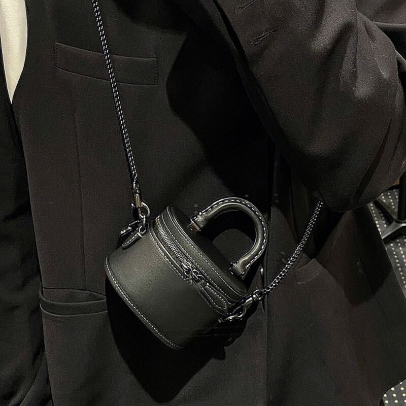 กระเป๋าถือกระเป๋าสะพายไหล่กล่องสีดำกระเป๋าลิปสติกจิ๋วกระเป๋าทรงสี่เหลี่ยมขนาดเล็กหนัง PU เสื้อผ้ากระเป๋าจับคู่กับผู้หญิง