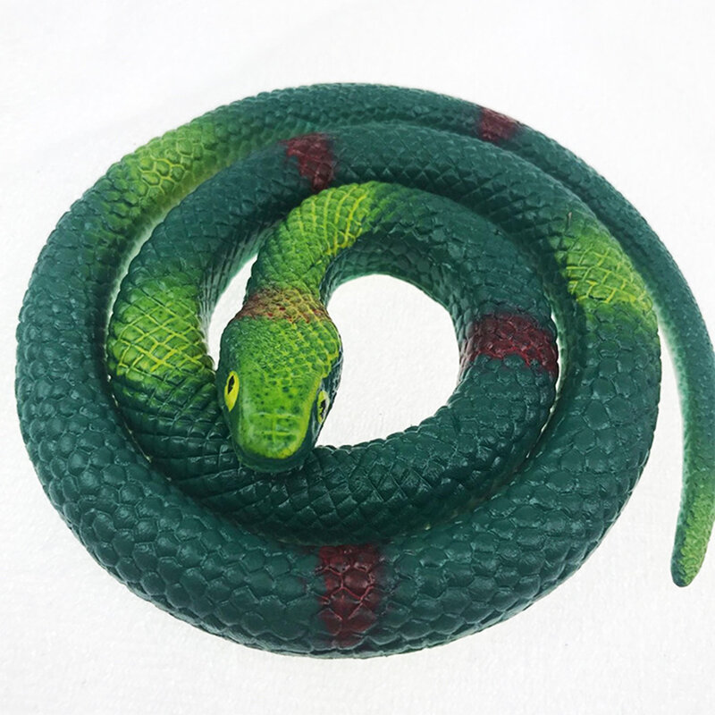 4 pezzi scherzi serpenti di gomma finta giocattoli morbido serpente puntello altamente elastico per Halloween
