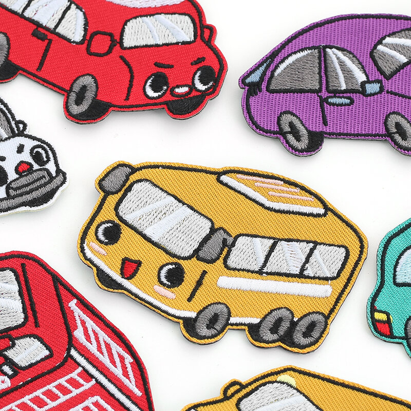 10 buah Set mobil kartun lucu stiker kain bordir besi pada pakaian dekorasi tambalan DIY Aksesori perlengkapan jahit buatan tangan