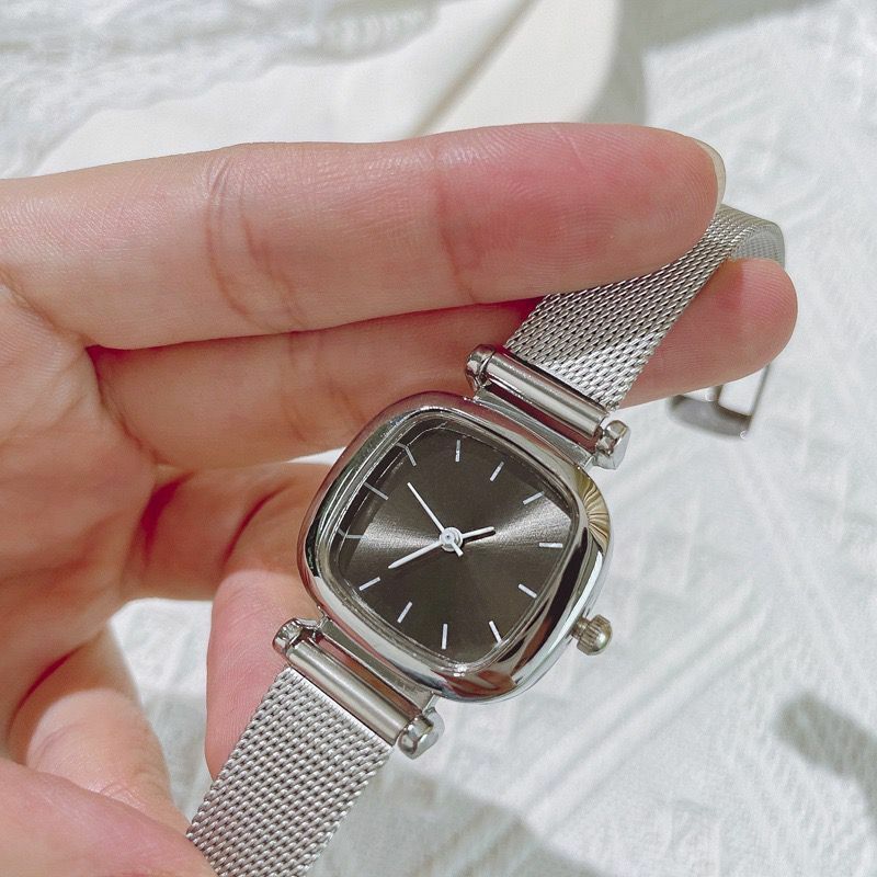Stylish casual ladies high quality stainless steel mesh with small dial square quartz watch student girl simple vintage clock