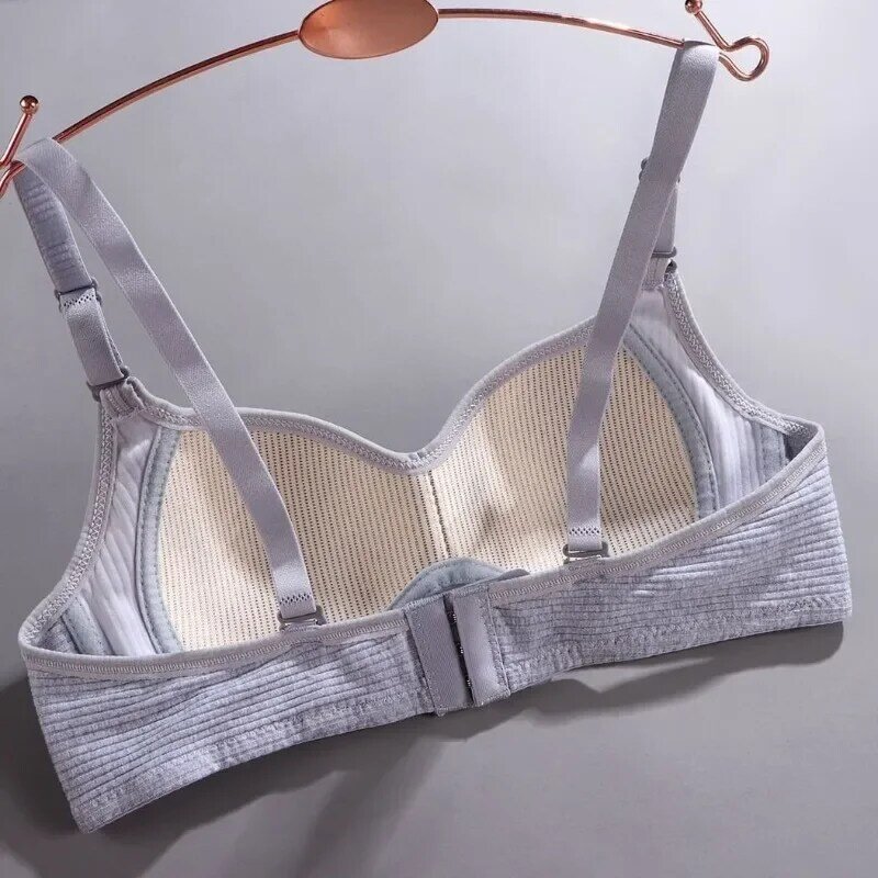 Baru bra lingerie untuk gadis nyaman bernapas tipis cup siswa sekolah tinggi mengumpulkan bra tanpa kawat