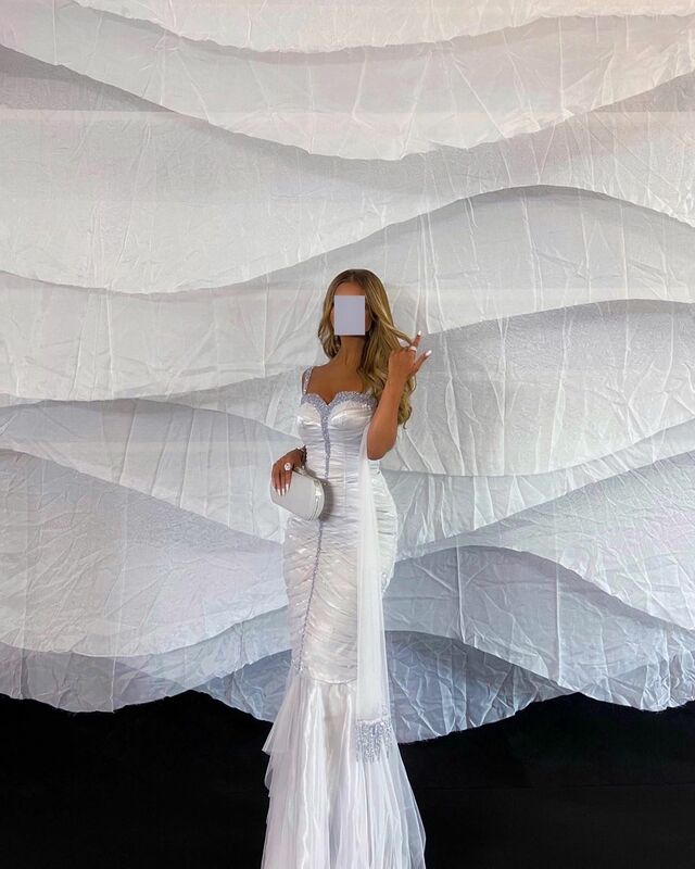 Sexy Ivory Sweetheart Spaghetti Strap Taffeta Sleeveless Prom Dress Backless Floor Length Illusion Beaded Tulle Evening 2023
