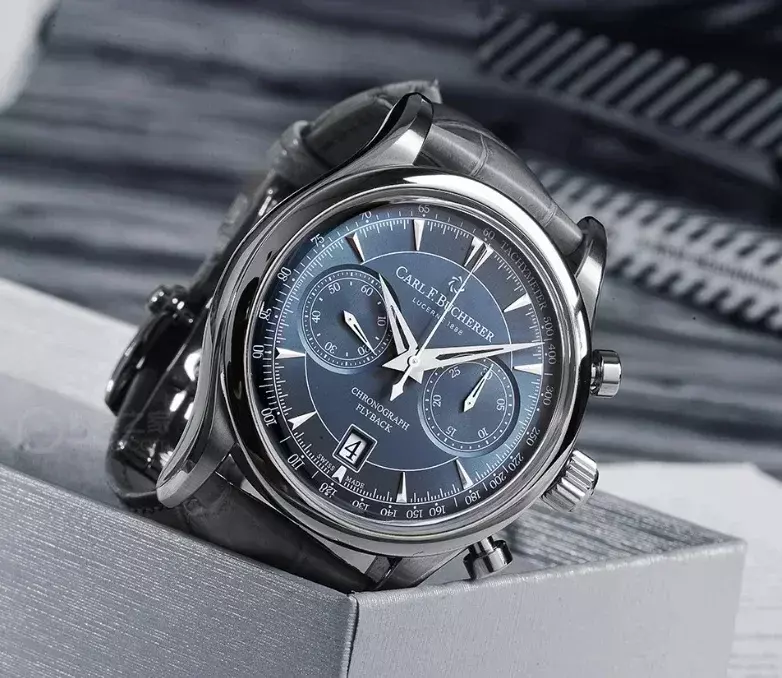 ใหม่ Carl f. นาฬิกา Bucherer นาฬิกาผู้ชายลายมังกร Marley Dragon Flyback โครโนกราฟหน้าปัดสีเทาสีน้ำเงินสายหนังด้านบนนาฬิกาสุดหรู