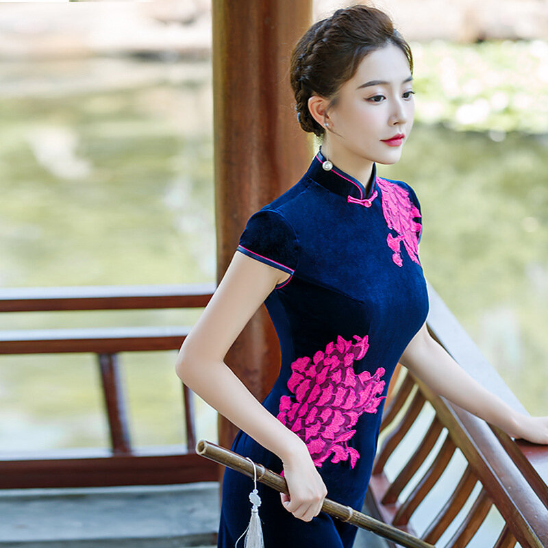 Qipao-vestido de terciopelo de manga corta para mujer, Cheongsam Retro chino, estilo tradicional, vestido de fiesta de noche, 5XL