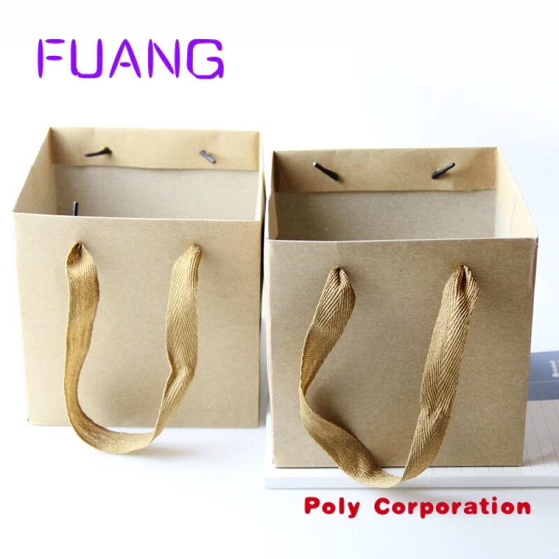 Custom  Custom large Paper Shopping Bag wide base bottom kraft paper bags