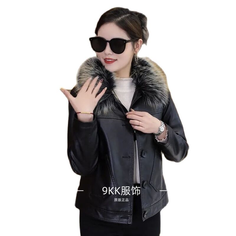 Флисовая теплая свободная кожаная женская куртка большого размера для отдыха на зиму 2024, новый стиль, натуральная мода, меховой воротник, свободное темпераментное короткое пальто