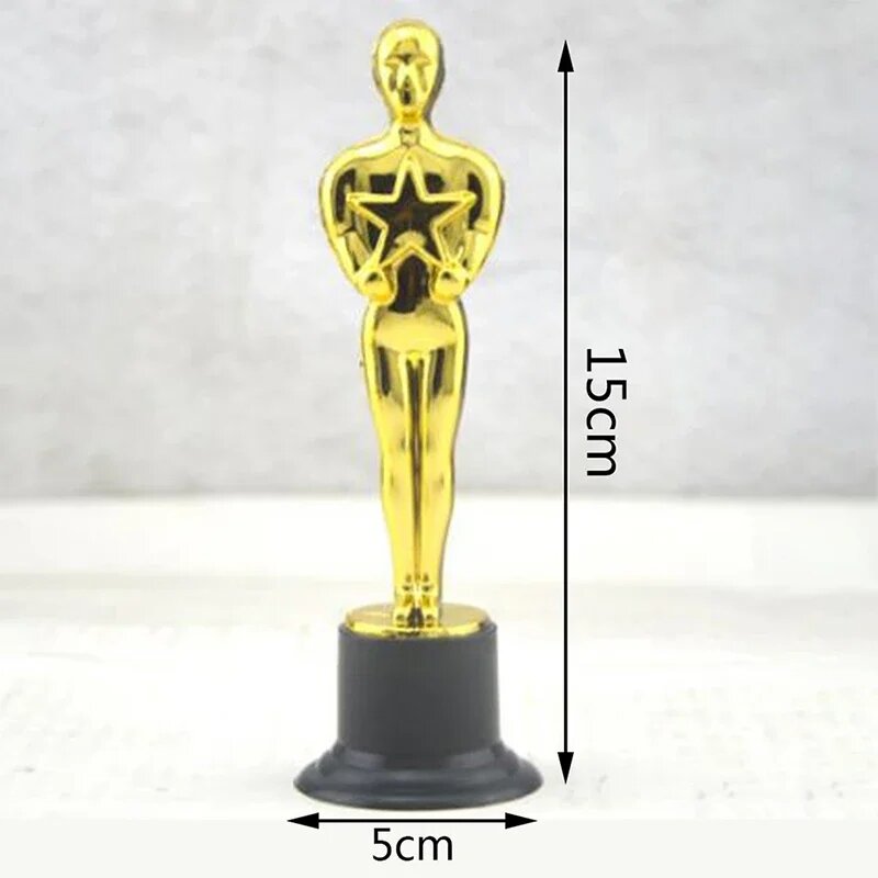 Modelo de estatuilla Oscar de 12/24 piezas, Mini trofeo, regalo de premio para niños, accesorios de decoración reutilizables para hornear, juguete de utilería