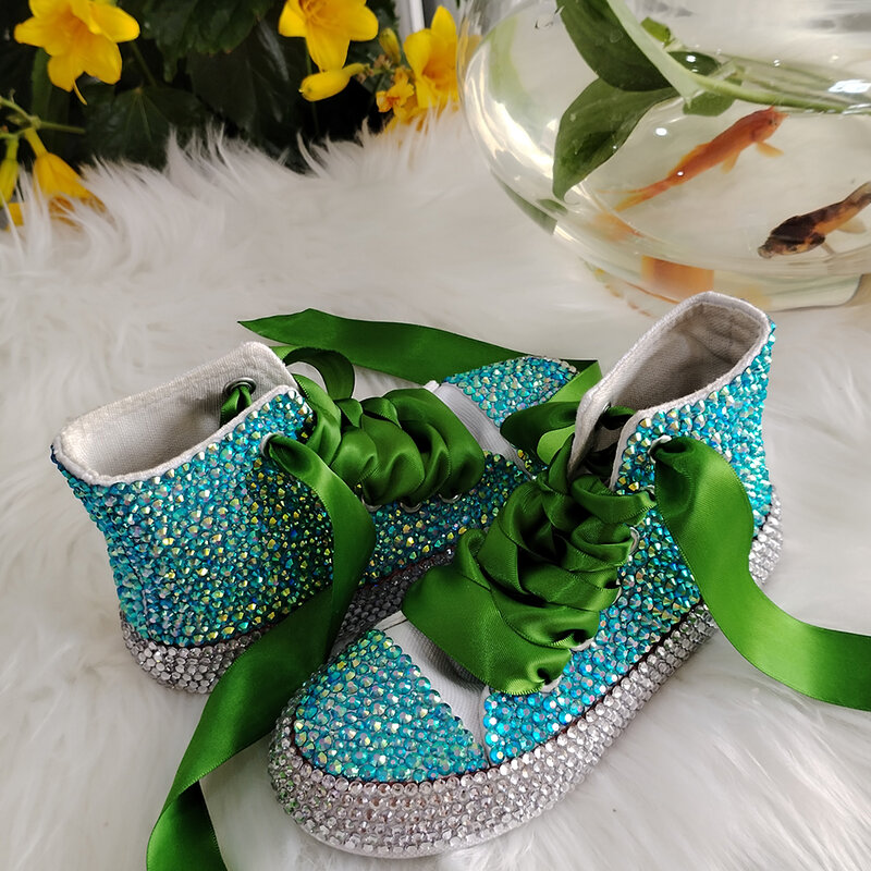 Strass fatti a mano Bling Girls Womens Kids And Mother Candy scarpe di tela perle Sneakers per ragazza festa di compleanno matrimonio
