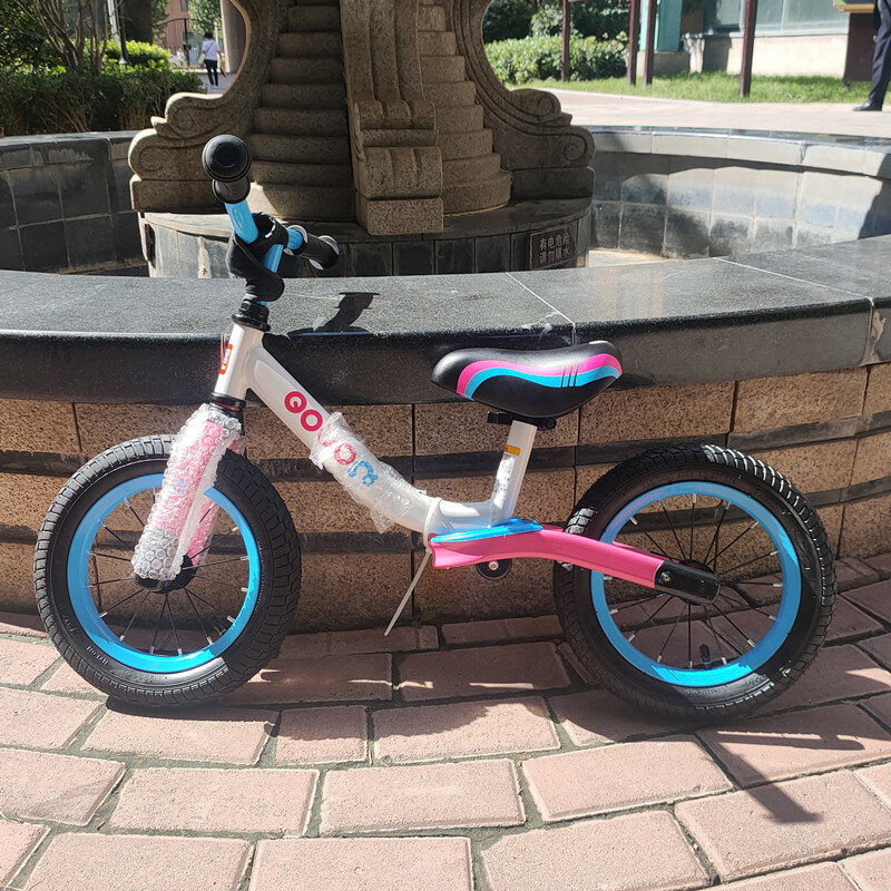 Балансировочный автомобиль Детский педальный детский сад 2-3-6 лет Детская игрушка балансировочный автомобиль скутер велосипед подарок для детей