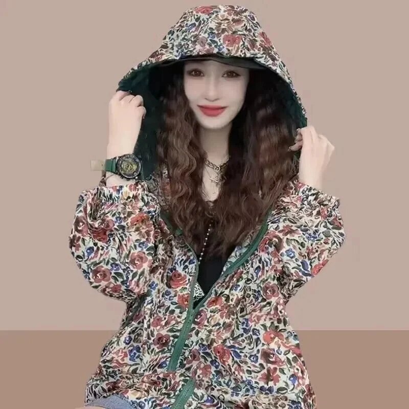 2024 여름 한국 여성 후드 짧은 통기성 인쇄 자외선 차단 탑 코트, 루즈한 소매 자외선 차단 재킷, 패션 신제품