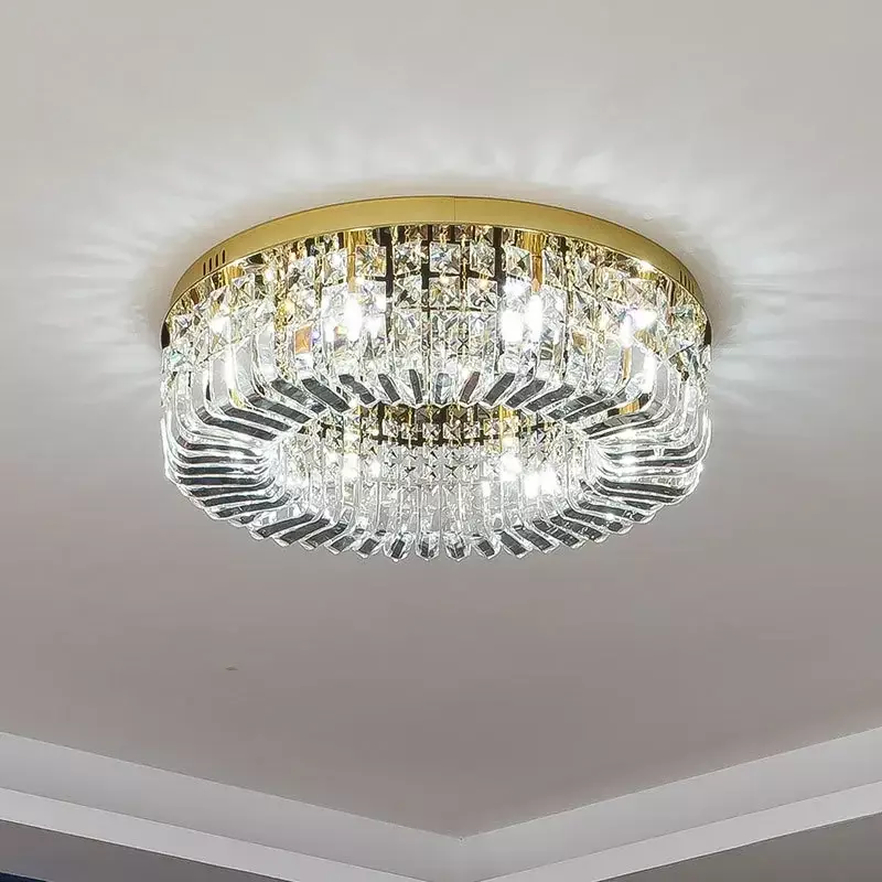 โคมระย้าคริสตัลติดเพดานหรูหราแบบนอร์ดิกที่ห้อยไฟไฟ LED โครเมียมสีทองที่ทันสมัยสำหรับตกแต่งห้องรับแขกห้องนอนโรงแรมห้องโถงในร่ม