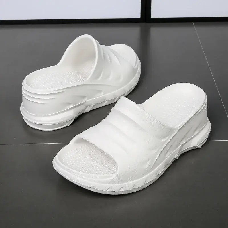 Zapatillas de baño antideslizantes para mujer, zapatos de tacón de cuña de Color sólido EVA, Punta abierta, fondo grueso suave, Verano