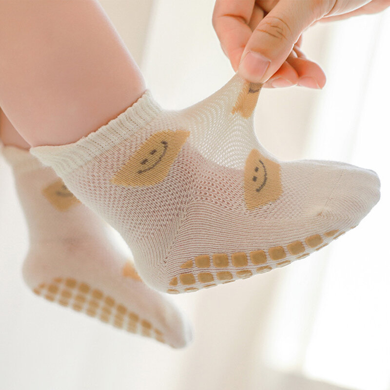 Летние Новые противоскользящие сетчатые трикотажные хлопковые носки средней длины для младенцев мальчиков и девочек, мягкие Безразмерные носки