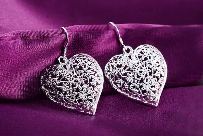 Modne wysokiej jakości 925 srebrne kolczyki biżuteria elegancka kobieta Retro rzeźbione serce kolczyki prezenty świąteczne