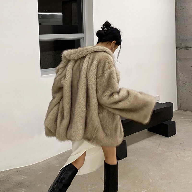 Пальто женское однотонное осенне-зимнее утолщенное теплое пальто средней длины с V-образным вырезом и мехом для защиты окружающей среды