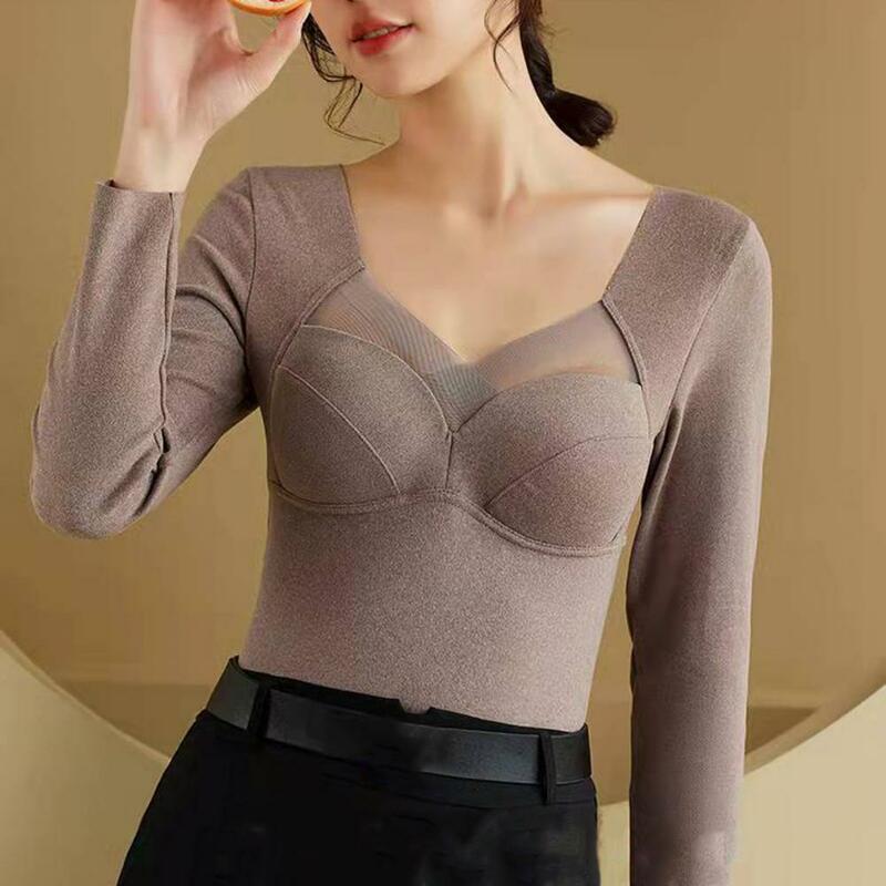Thermal Underwear Top Cozy V-neck Padded Bra Thermal Top for Women Slim Fit Plush Lined Long Sleeve Tee Shirt Winter Warmth