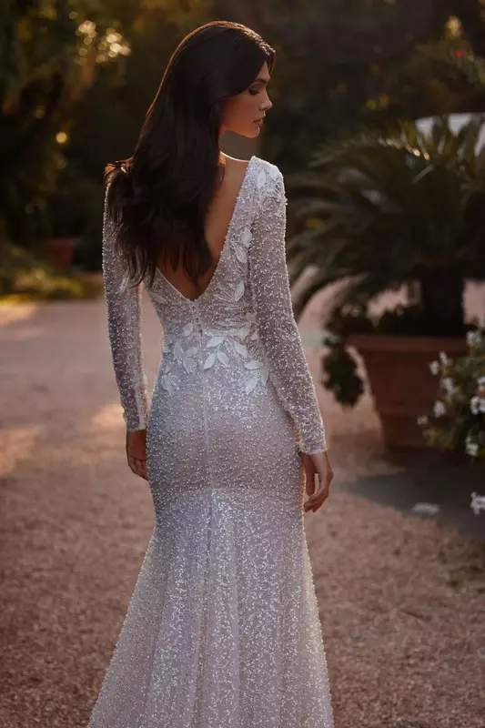 Luxury Mermiad Wedding Dress Deep V-Neck Sparkly Beaded Tulle Long Sleeves Backless Bridal Gown Sweep Train Vestidos De Novia