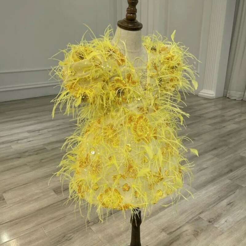 Детская желтая короткая юбка с цветочной вышивкой