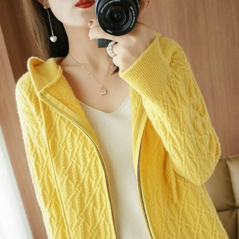 Cardigan Sweater Autumn and Winter 2023 Knitted Cardigan Women Hooded Zipper with Cardigan Hoodie Sweater Cardigan Female Coat