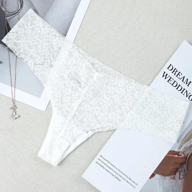 Women's Thong Briefs Letter Printed Fashion Breathable Lace Edge Comfortable Cotton Crotch Low-rise Bottom Pants for Women
