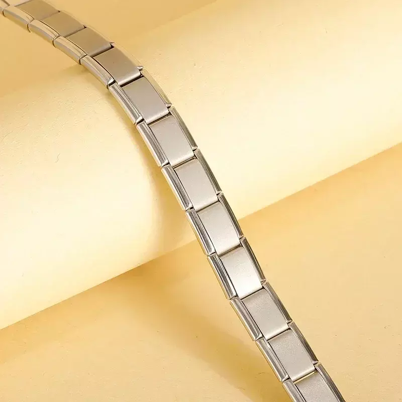 Hapiship 2024 New Top Sell Women Girls Fashions braccialetto con ciondoli opachi di alta qualità in acciaio inossidabile che fa gioielli fai da te DJ909