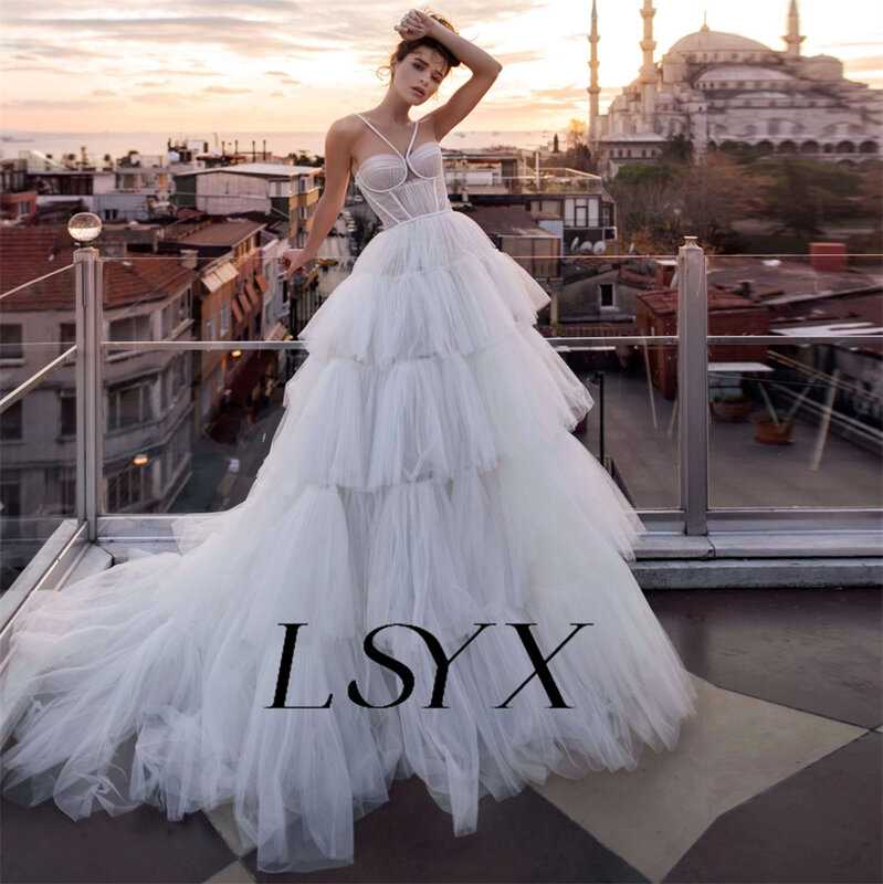 LSYX kochanie bez rękawów paski Spaghetti tiulowa plisa warstwowa suknia ślubna z zamkiem na zamek tylnym korcie suknia ślubna na zamówienie