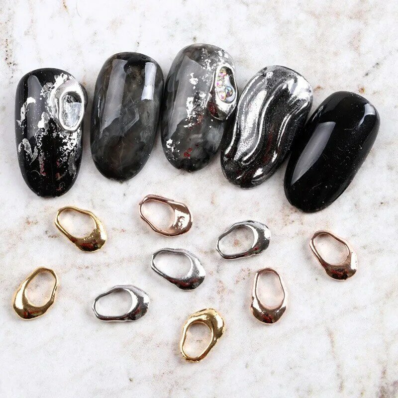10 pezzi di metallo irregolare Nail Art Charms lega di gioielli giapponese nuovo barocco fondo piatto ovale accessori per unghie in oro e argento