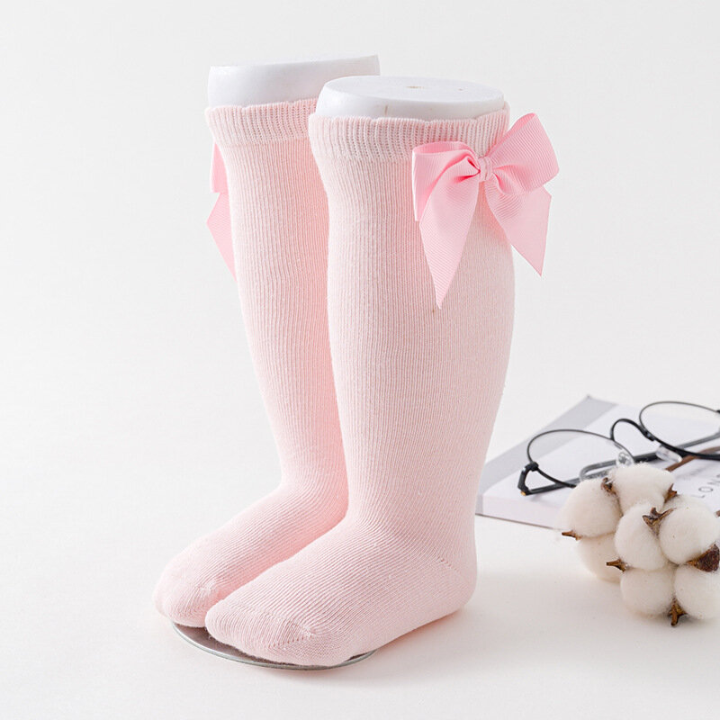 Носки для новорожденных девочек новые детские носки Длинные мягкие хлопковые кружевные Детские носки гольфы с большим бантом для маленьких девочек