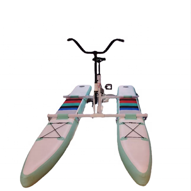 2023 nuovo arrivo leggero gonfiabile bicicletta acqua singola persona pontoni in pvc pedale gonfiabile bici d'acqua bicicletta d'acqua