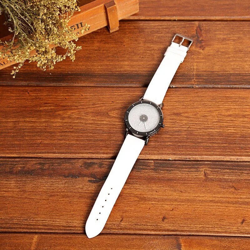 الموضة التجارة الخارجية الأكثر مبيعا نجمة الدوار ساعة نسائية كوارتز حزام ساعة معصم