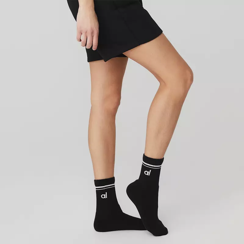 AL Yoga Fashion Socks Unisex Black and White Long Tube Accessory Yoga Sports Leisure Socks Cotton Sports Stockings