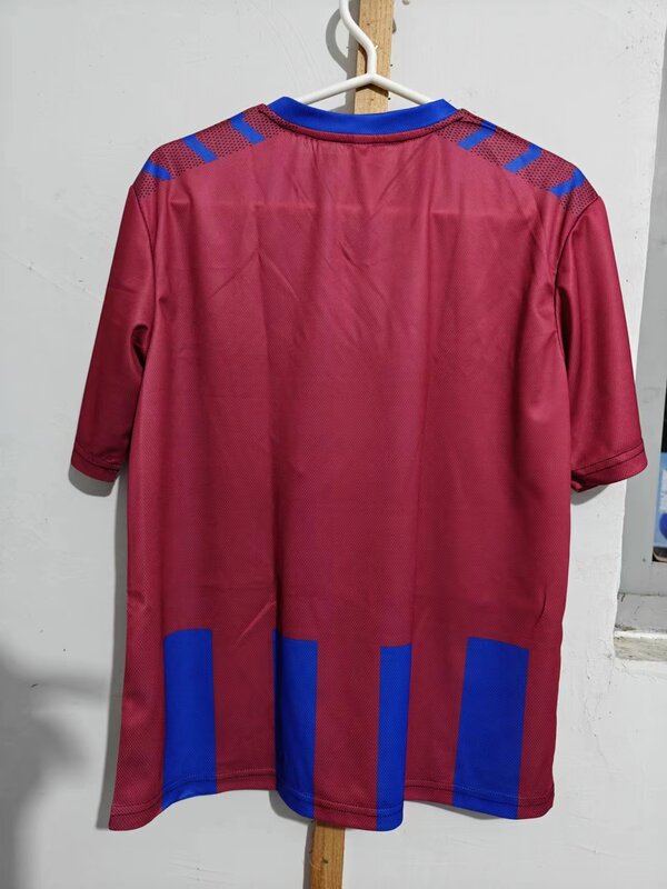 ชุดกีฬาฟุตบอลใหม่2024เสื้อแข่งฟุตบอลเสื้อยืดดูดซับเหงื่อสำหรับเด็กและผู้ใหญ่