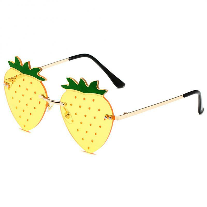 1/3PCS comodo supporto per il naso occhiali da sole alla fragola occhiali trasparenti e luminosi occhiali da sole Uv400 resistenti all'usura