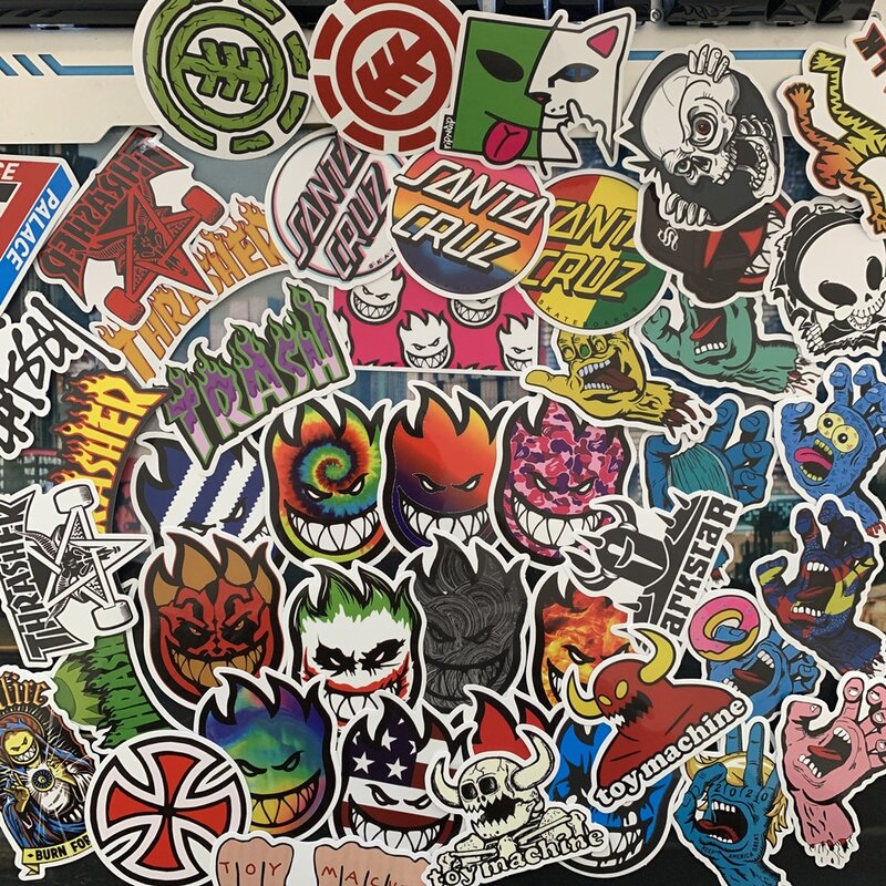 10/50/100pcs kreskówkowe naklejki z Logo klasyczna deskorolka naklejki Graffiti na DIY na bagaż laptopa deskorolka naklejki rowerowe