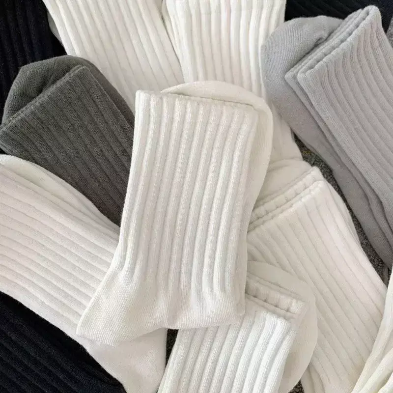 Calcetines de algodón grueso para hombre, medias largas de rizo de fondo sólido, deportivas, transpirables, informales, color blanco y negro, 1/5 pares