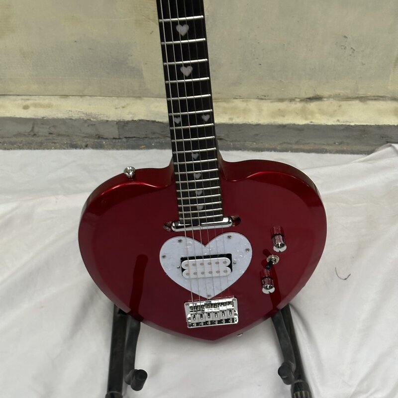 W magazynie miłość rozdzielona gitara elektryczna biała perła pojedyncze i podwójne przetworniki w kształcie serca guitara guitarra