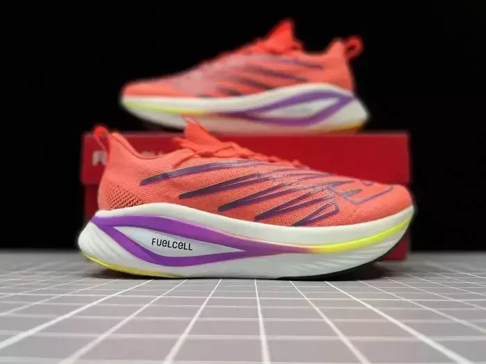 2024 mężczyźni kobiety siateczkowe oddychające buty do biegania Unisex komfortowe sportowe trampki sportowe z niską elitą