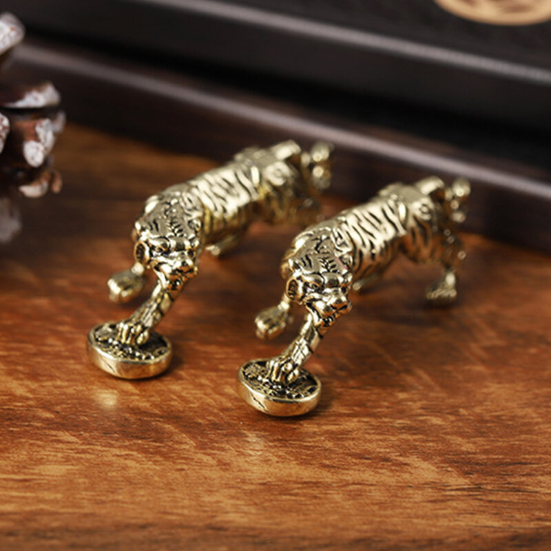 Gantungan Kunci Mini kerajinan tangan kuningan imitasi, gantungan kunci ornamen hewan zodiak Vintage padat 1 buah