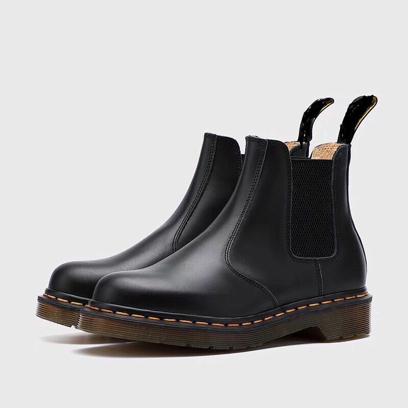 Sepatu bot kulit High-top pria/wanita, sepatu bot baru musim semi/musim dingin 2024 Sol empuk gaya Inggris Super lembut