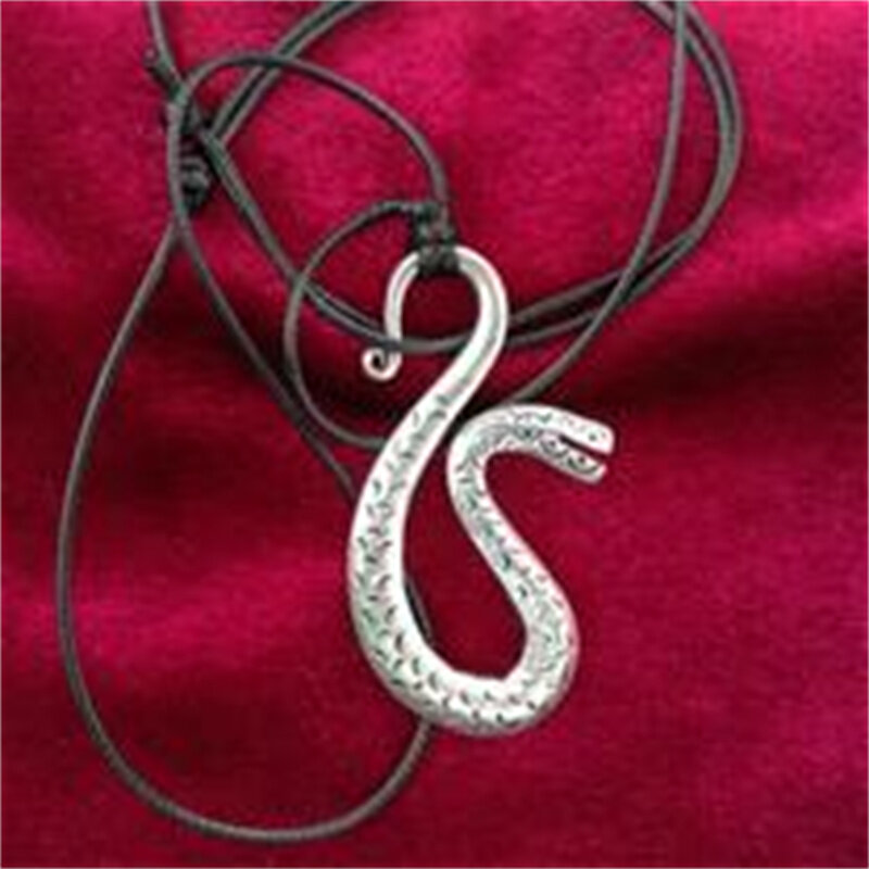Guizhou Miao Ethnic Jewelry Handmade Miao Silver Necklace Necklace Chain Pendant