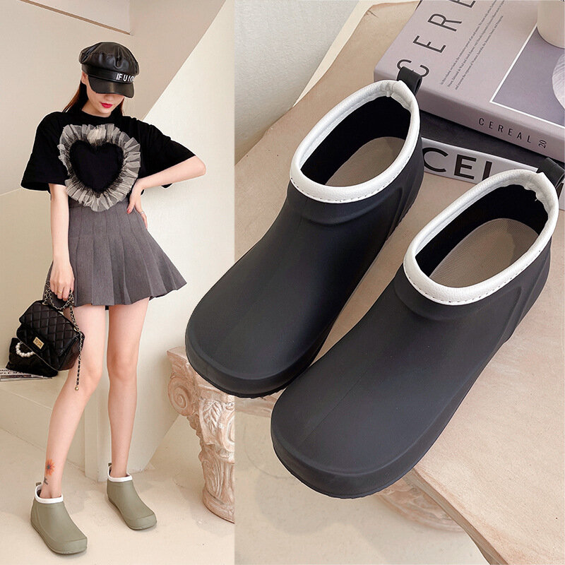 2023 Musim Semi Mode Baru Sepatu Bot Hujan Wanita PVC Luar Ruangan Tahan Air Antiselip Sepatu Bot Hujan Pendek Tahan Aus Versi Korea 35-40