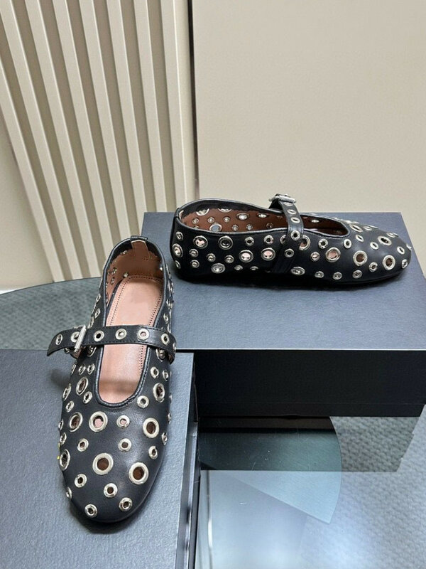 Mary Jane-zapatos de suela plana con remaches para mujer, zapatillas de Ballet cómodas y grandes con punta redonda, a la moda, novedad de verano