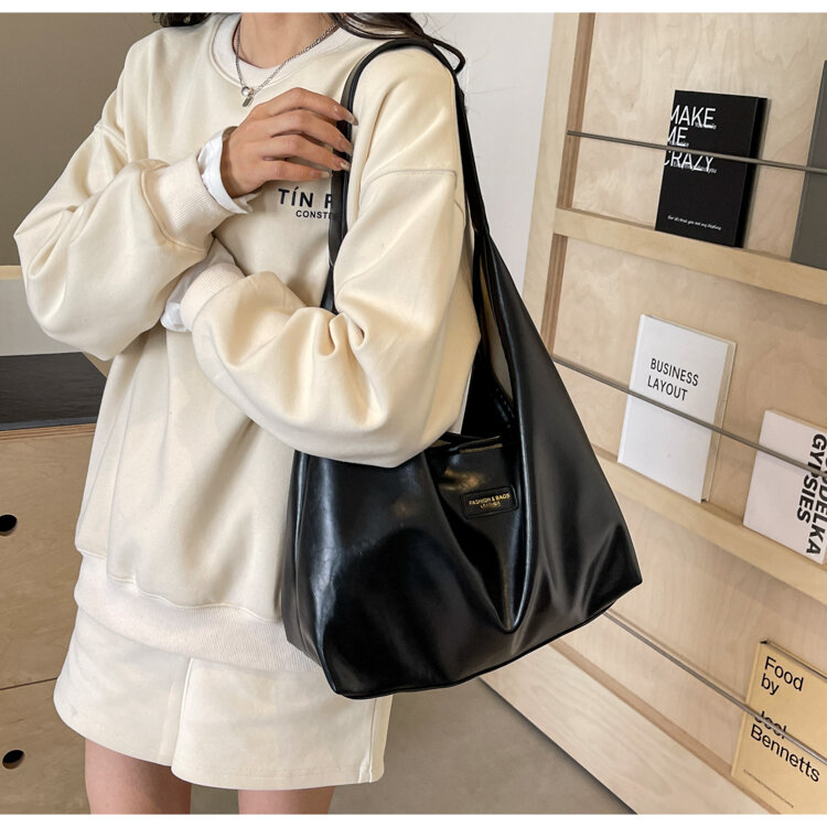 Trendy Design Large Tote Handbags and Purses Women Shoulder Bags New Soft Vegan Leather Ladies Hobos Bag High Quality