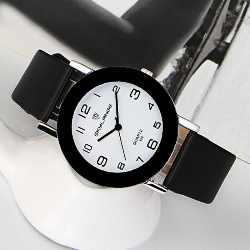Cadeau Eenvoudige Stijl Modieuze Quartz Polshorloge Quartz Horloge Casual Exquise Vrouwen Horloge