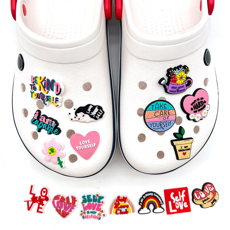 Nuovi arrivi Inspirational Phras Shoe Charms per Croc accessori Pin DIY Shoe Wristband Decoration Kids Women Party X-mas Gifts