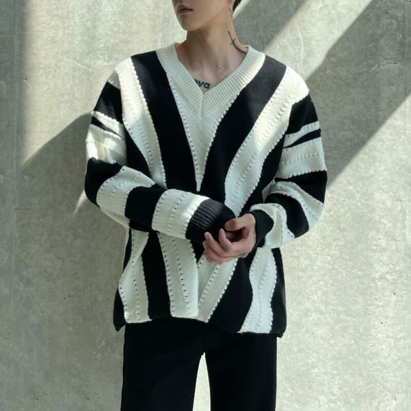 Men Korean Style Casual Contrasting Color Striped Sweater Genderless Fashion Hollow Retro Loose Lazy Style V-Neck Sweater Unisex